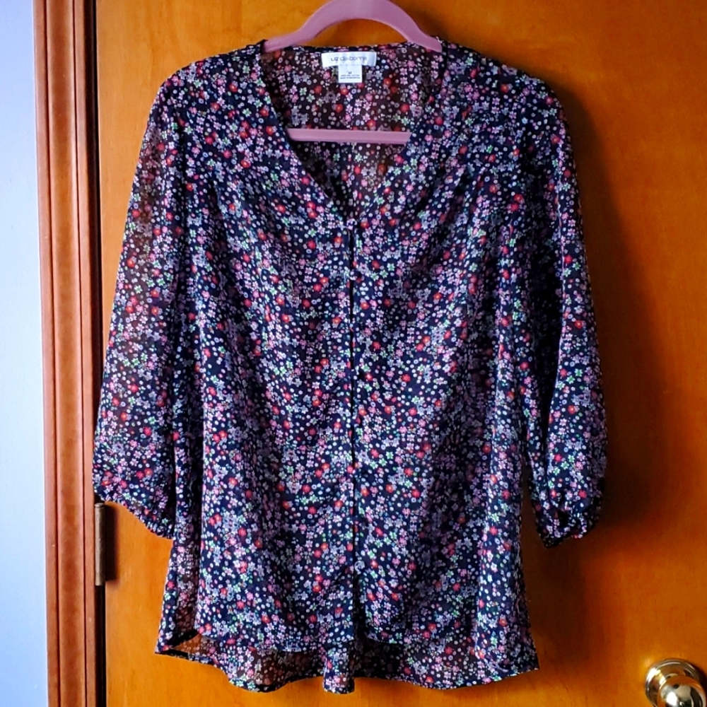 Liz Claiborne size M top